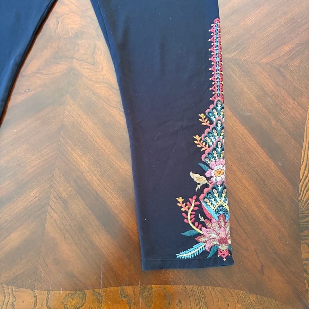 Johnny Was Avita Embroidered Leggings - XL JW Black - Cottage Core - Picture 9 of 14